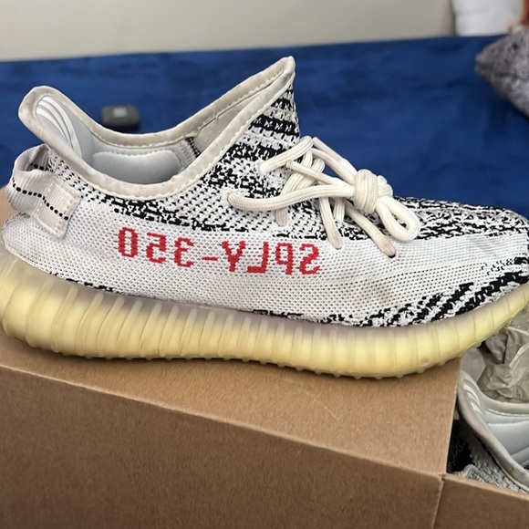 Yeezy boost 350 V2 zebra - Picture 2 of 3